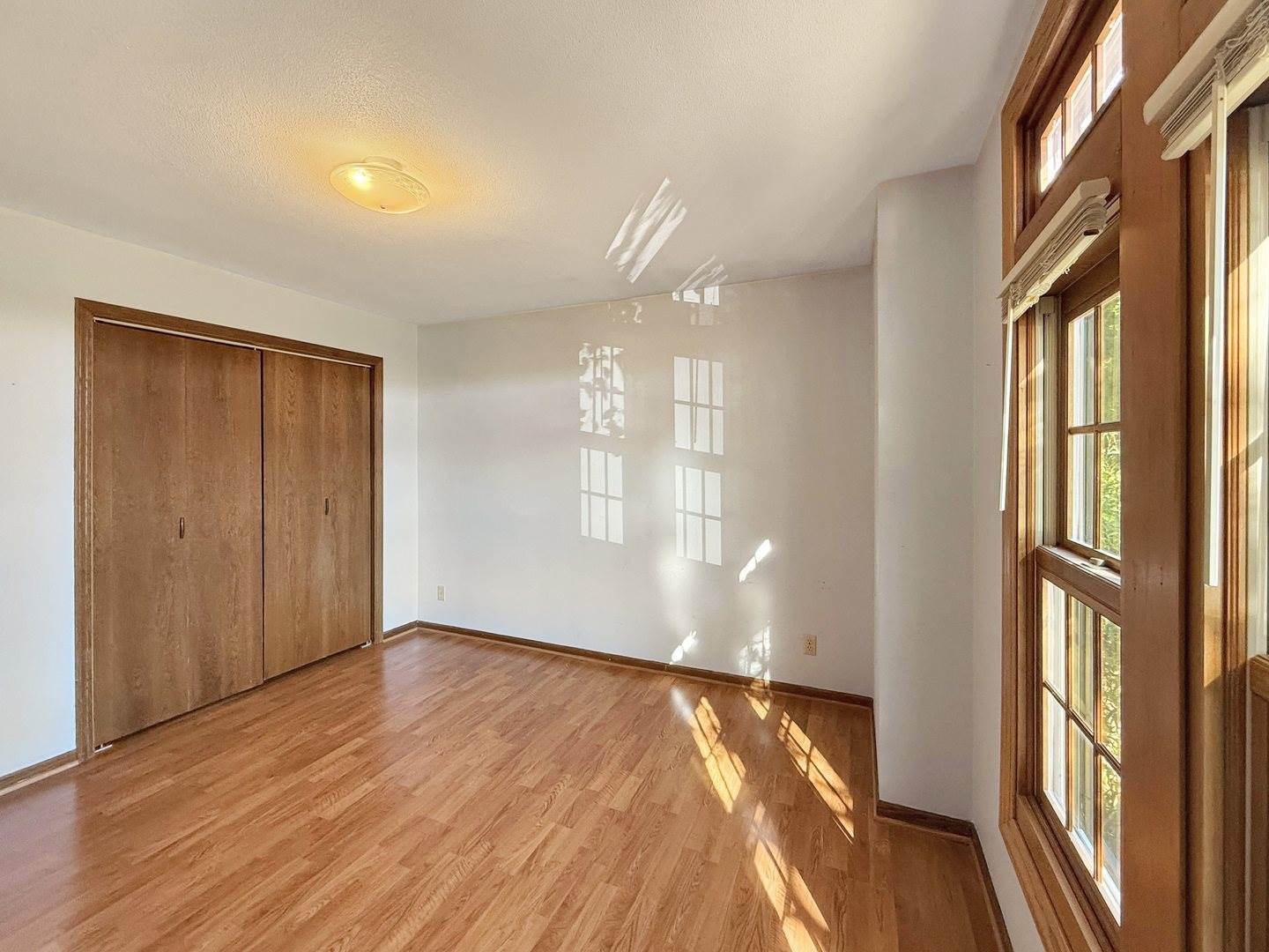 2236 Chelsea Avenue, Freeport, IL 61032