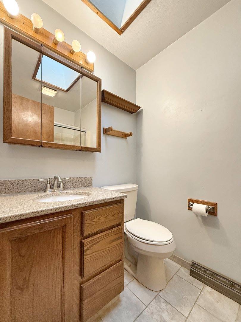 2236 Chelsea Avenue, Freeport, IL 61032