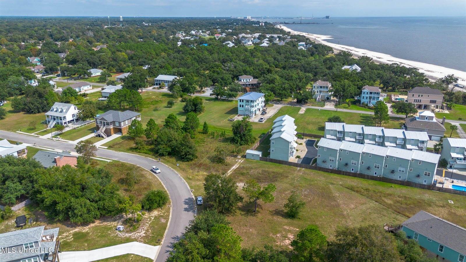 114 Sea Oaks Boulevard, Long Beach, MS 39560