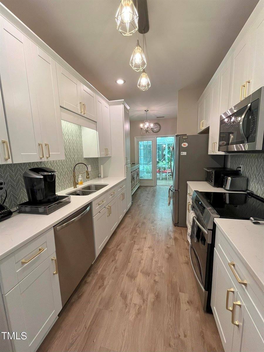 803 Mill Greens Court, Raleigh, NC 27609