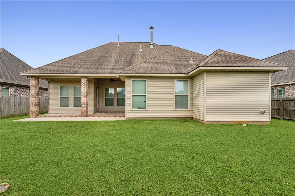 6017 Canary Drive, Madisonville, LA 70447