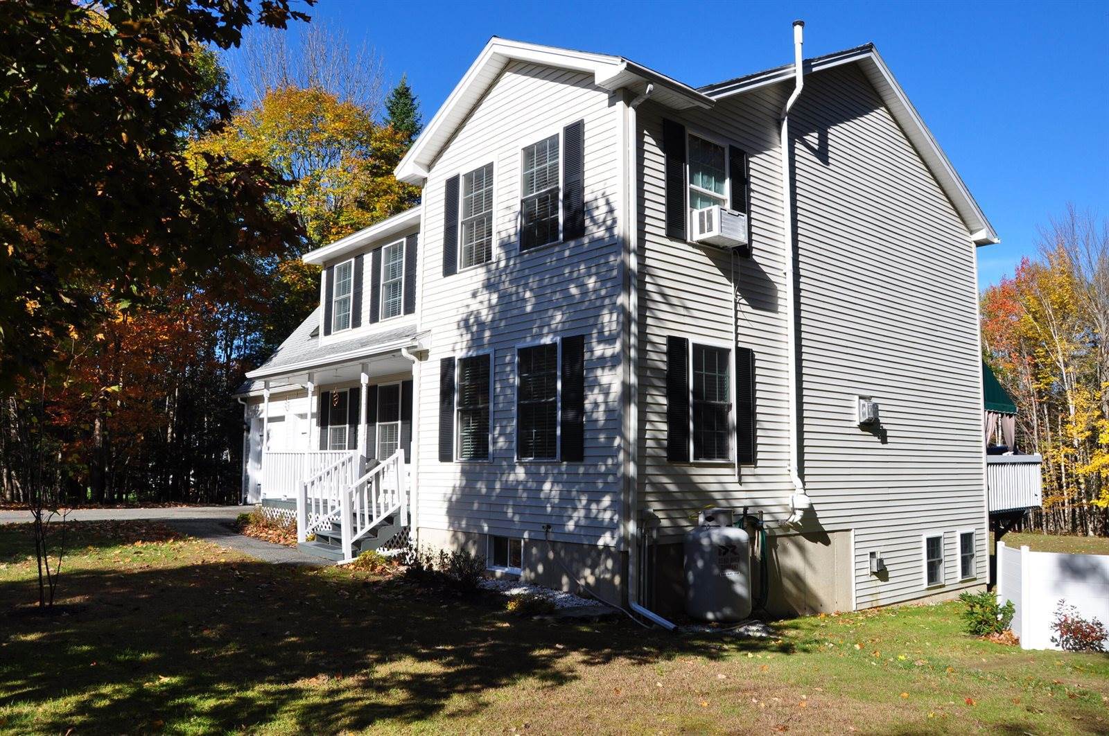 29 Vista Ridge, Glenburn, ME 04401