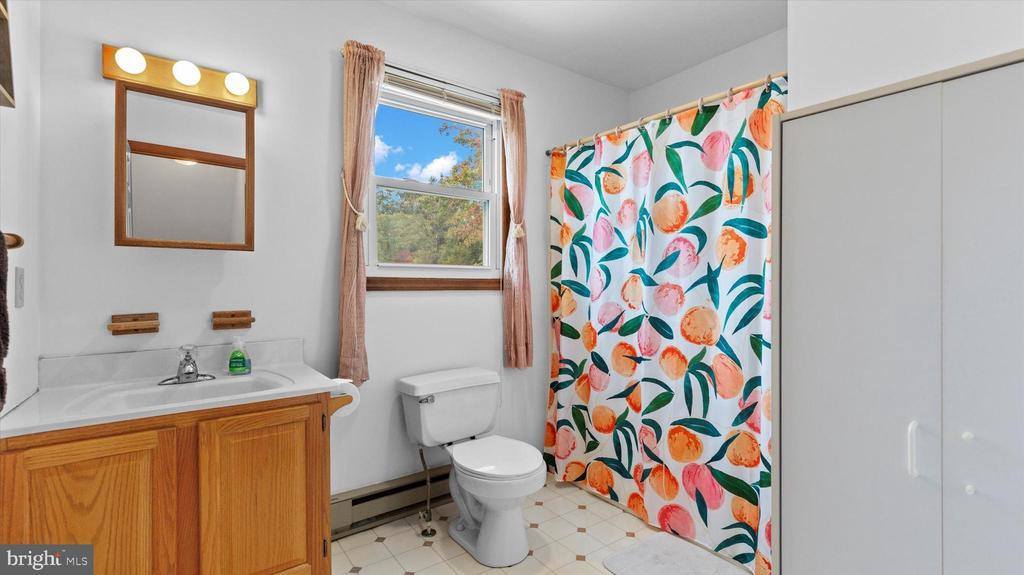 138 Mcgeary Road, Thompsontown, PA 17094