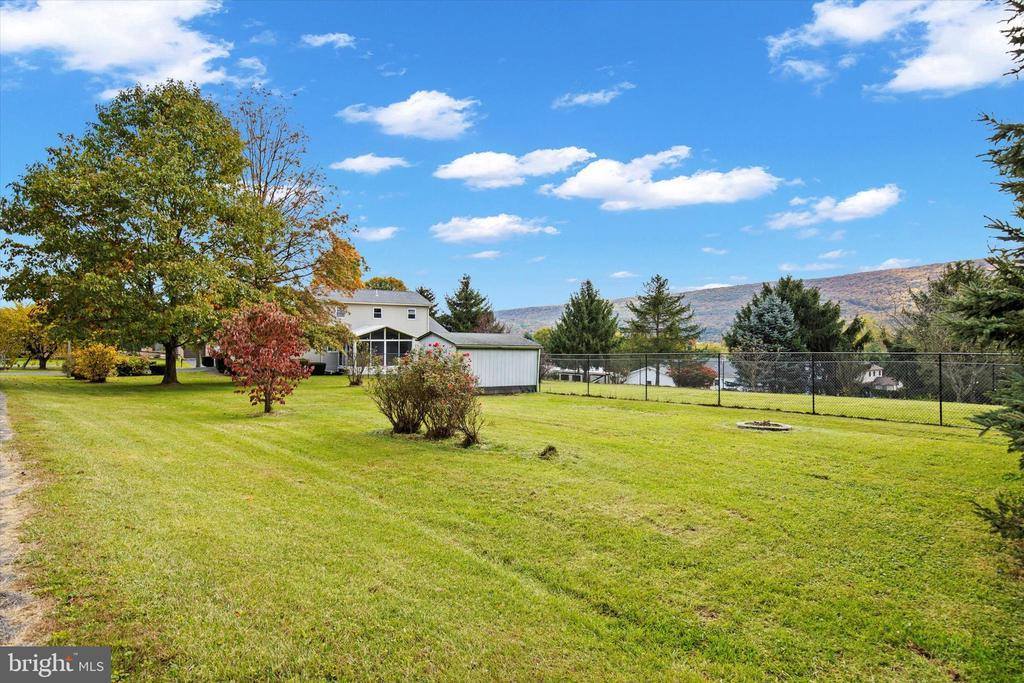 138 Mcgeary Road, Thompsontown, PA 17094