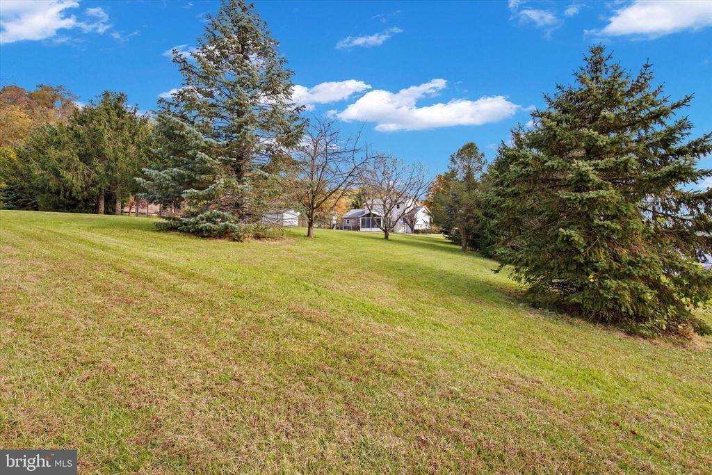 138 Mcgeary Road, Thompsontown, PA 17094