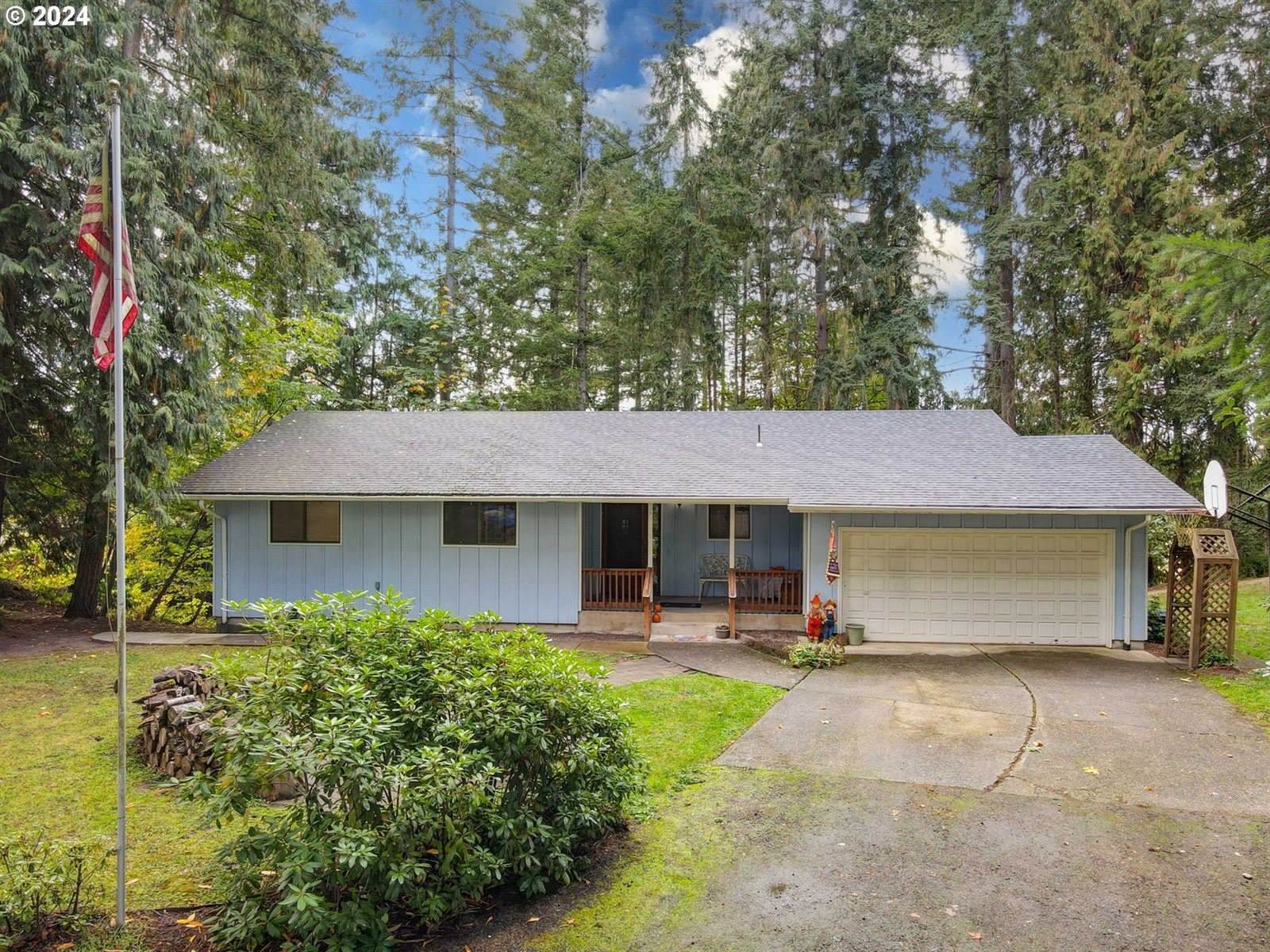 5634 South Whiskey Hill Rd, Hubbard, OR 97032