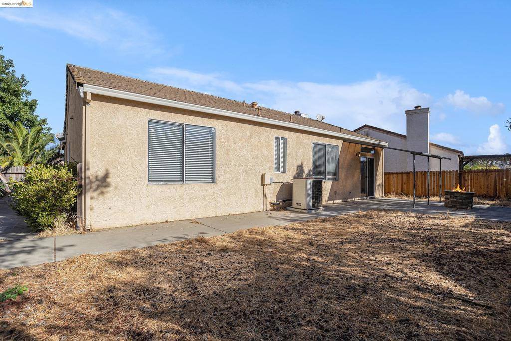 373 Lakespring Pl, Oakley, CA 94561