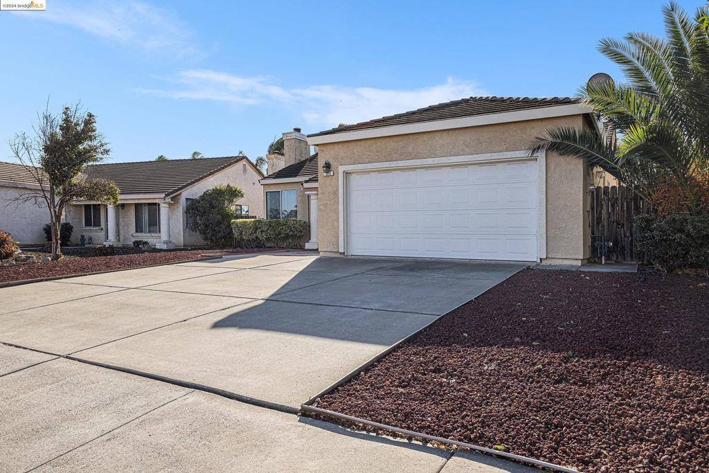 373 Lakespring Pl, Oakley, CA 94561