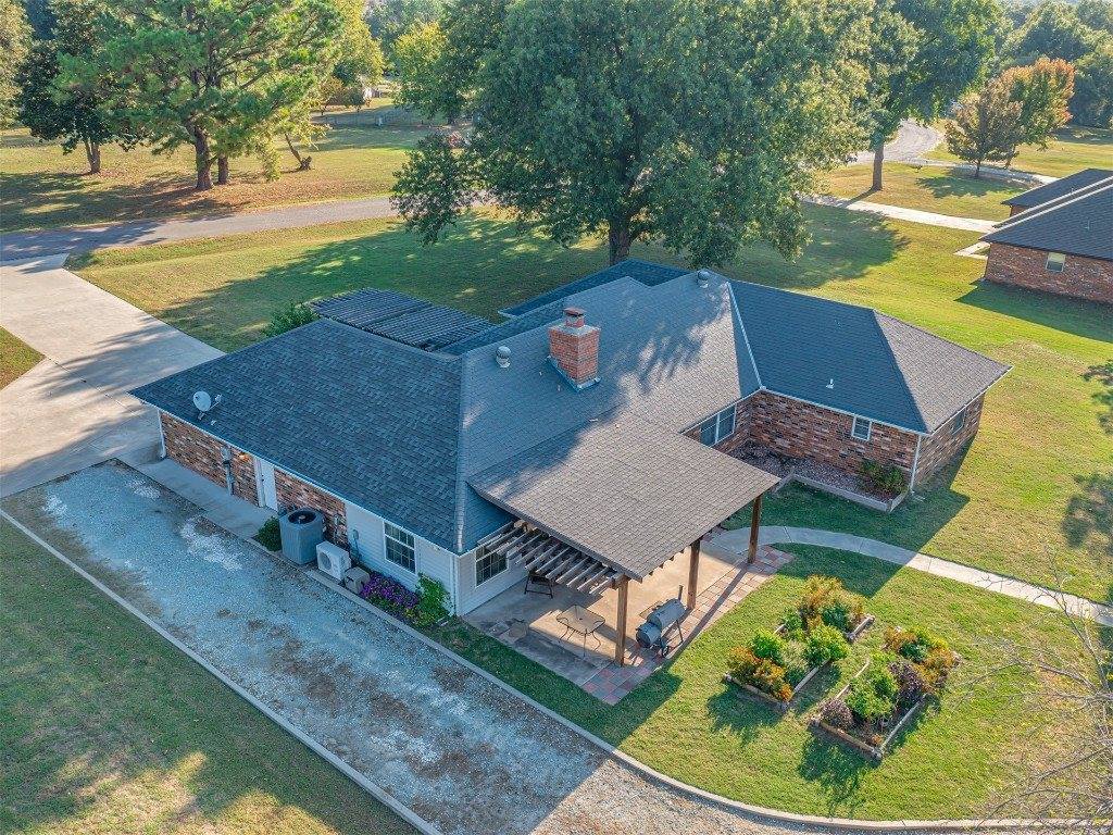 28 Fairview Lane, Shawnee, OK 74804