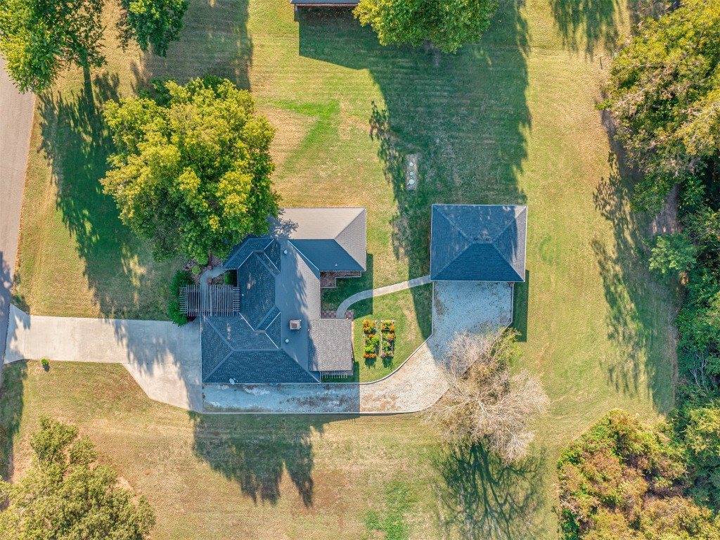 28 Fairview Lane, Shawnee, OK 74804