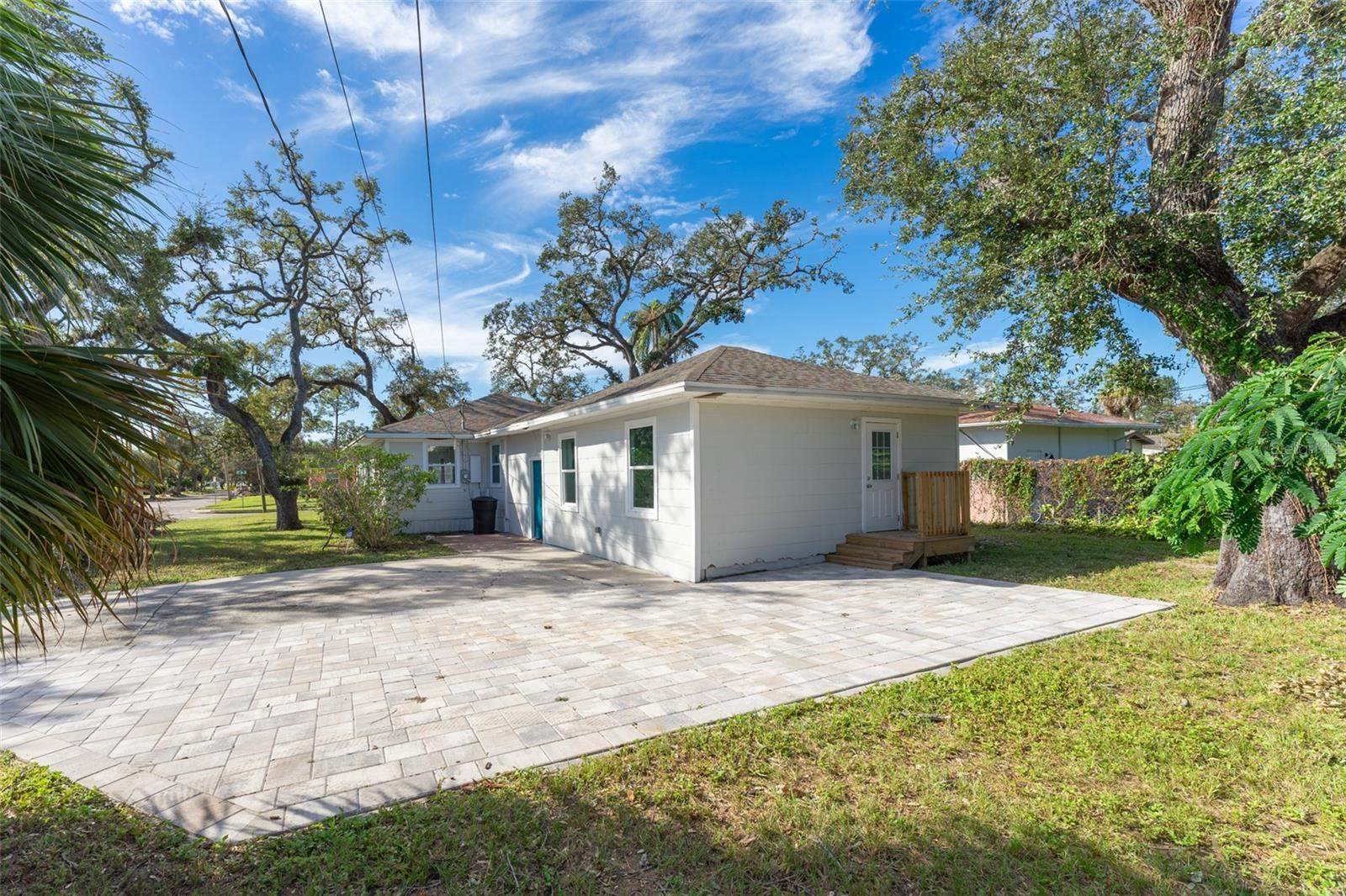 701 17TH Avenue South, Saint Petersburg, FL 33701