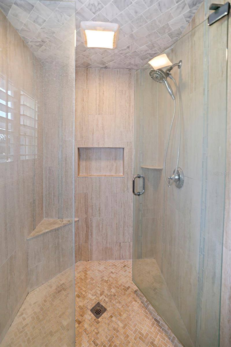 2053 Harvard Avenue, Dunedin, FL 34698