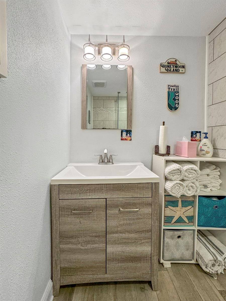 2053 Harvard Avenue, Dunedin, FL 34698