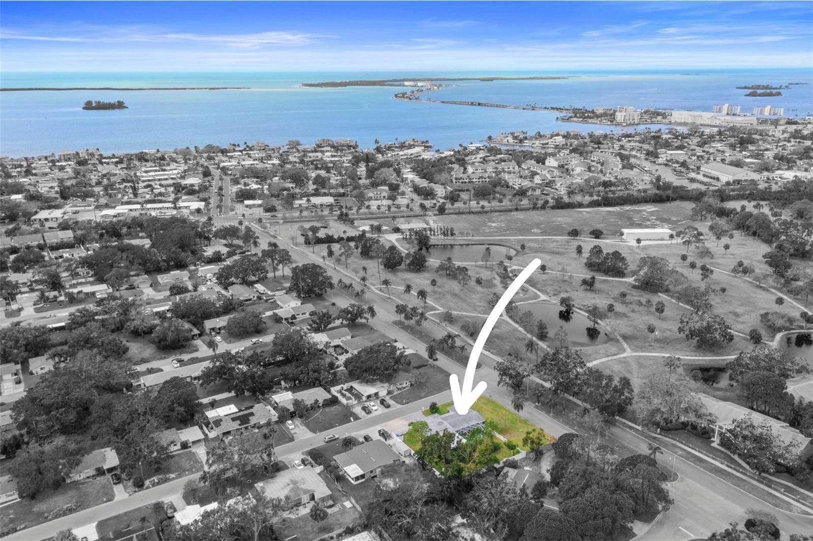 2053 Harvard Avenue, Dunedin, FL 34698