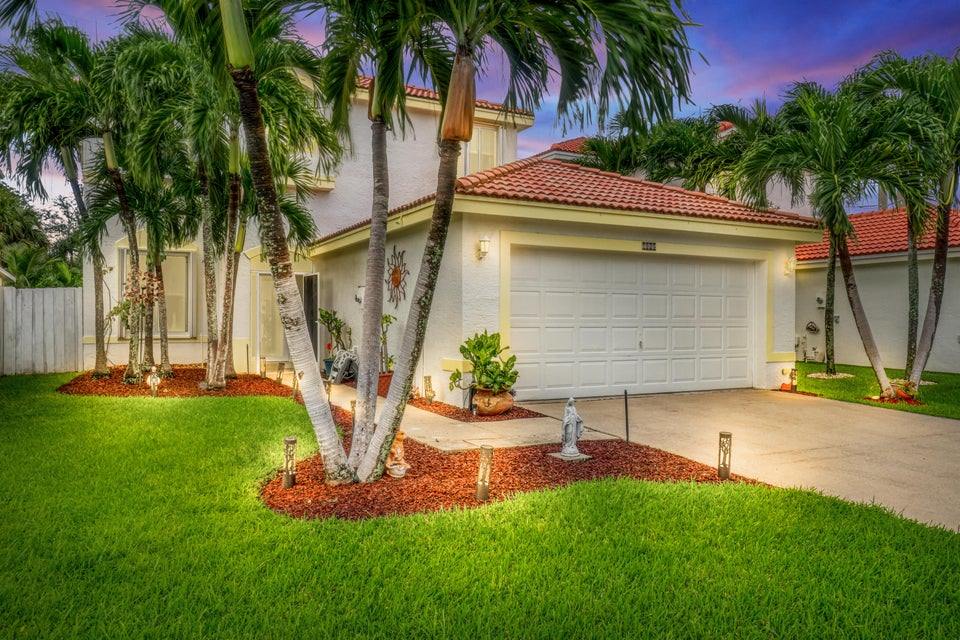 7025 Chesapeake Circle, Boynton Beach, FL 33436