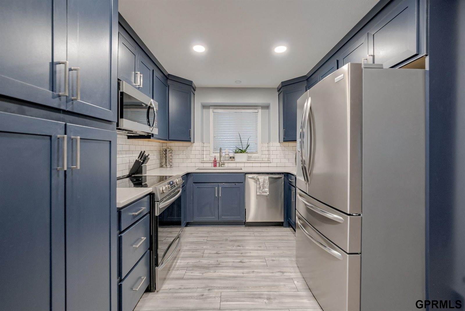 8505 South 143rd Street, Omaha, NE 68138