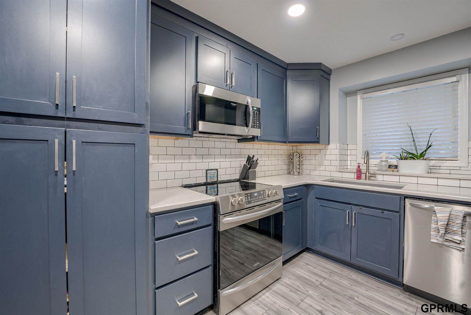 8505 South 143rd Street, Omaha, NE 68138