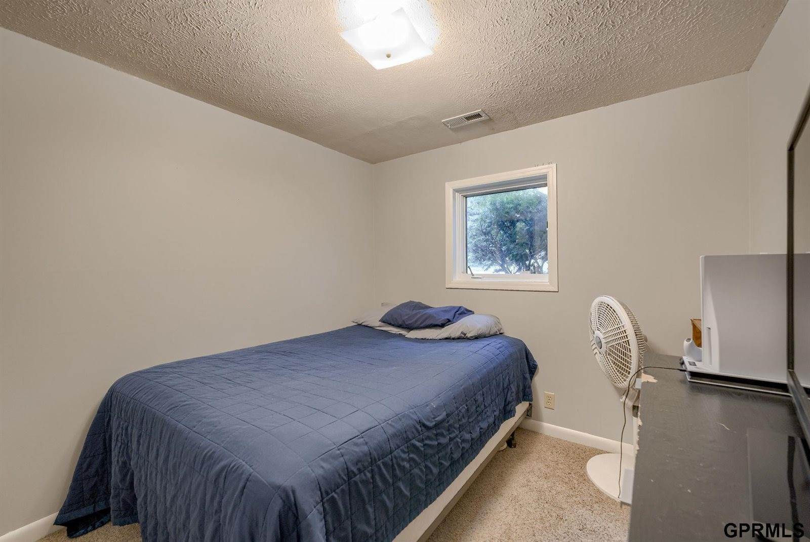 8505 South 143rd Street, Omaha, NE 68138