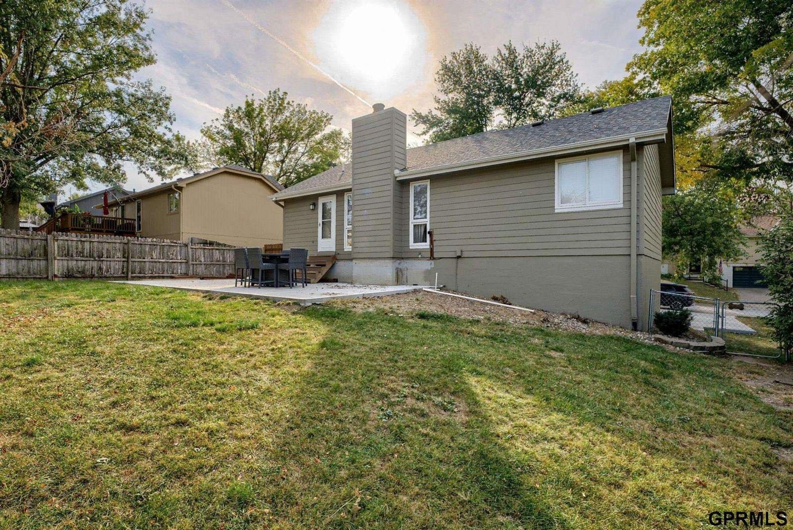 8505 South 143rd Street, Omaha, NE 68138
