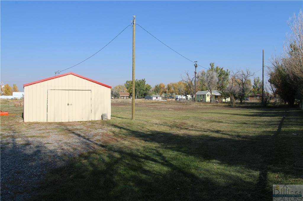 541 East Railroad, Hardin, MT 59034