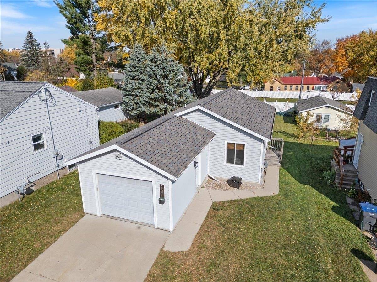 207 W. Doege Street, Marshfield, WI 54449