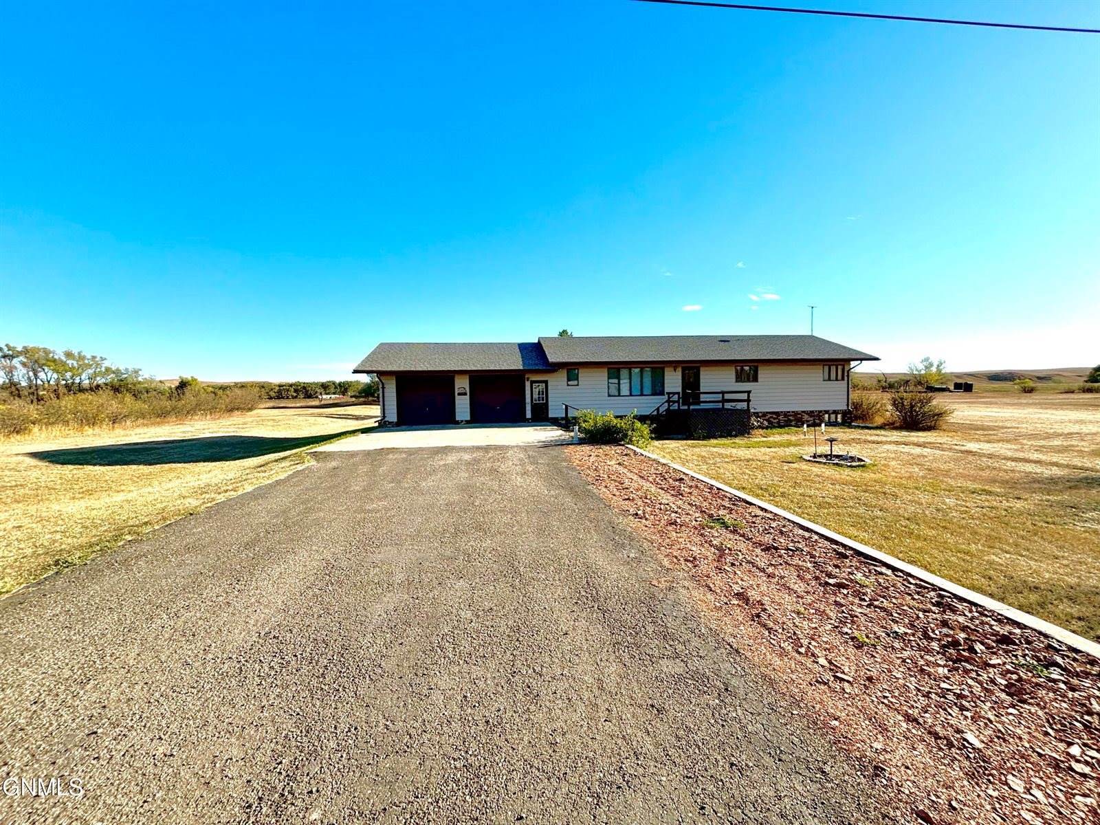 408 Dakota Avenue, Almont, ND 58520