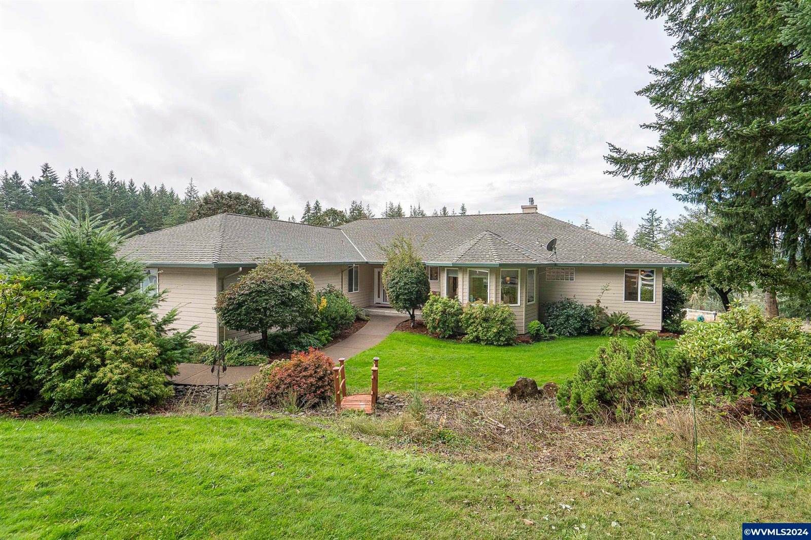 34249 Cricket Ln, Albany, OR 97322