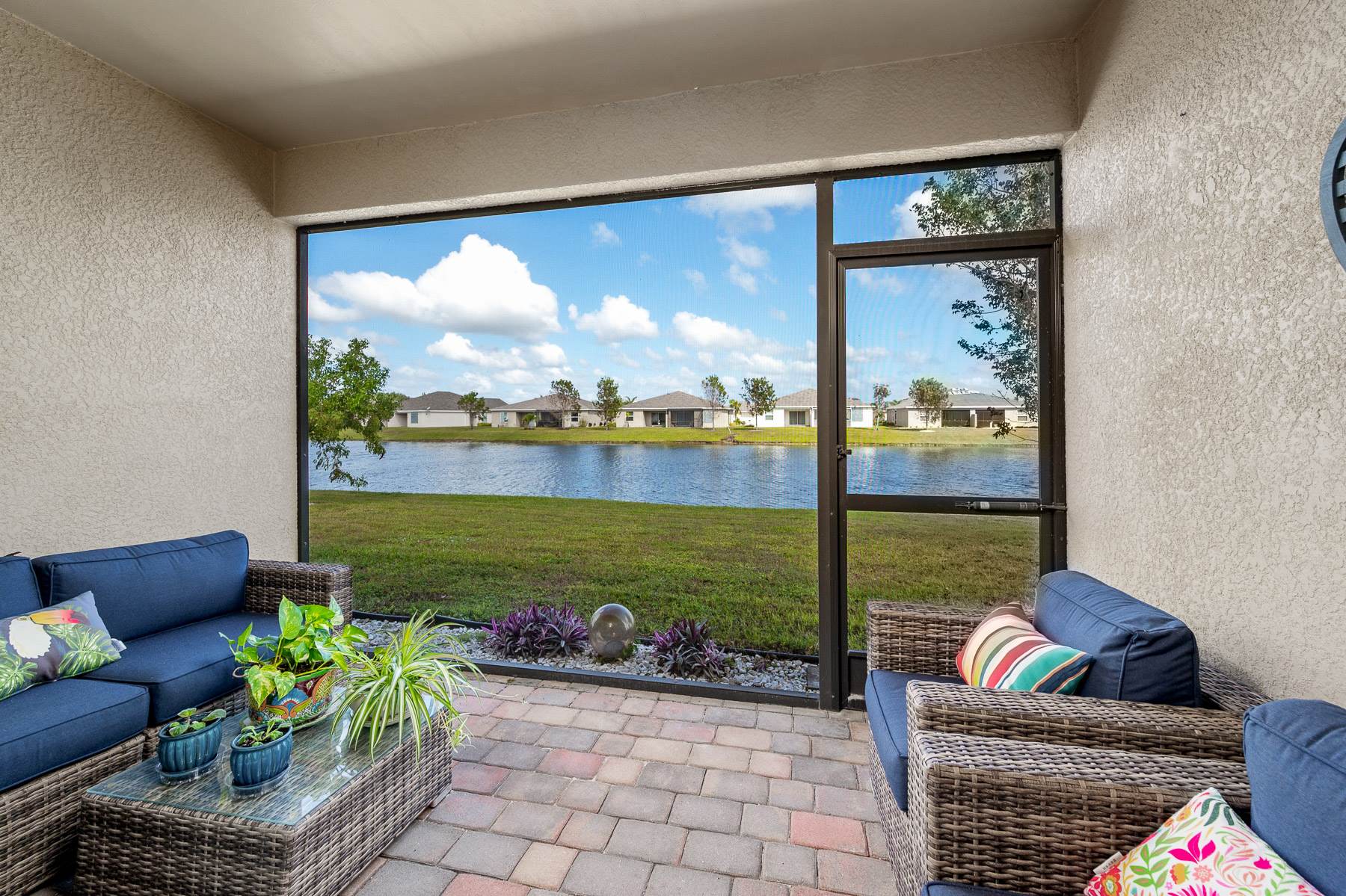 10753 Crossback Lane, Lehigh Acres, FL 33936