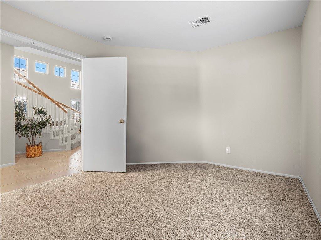 28017 Cascade Road, Castaic, CA 91384