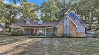 219 Casa Grande Dr, Clinton, MS 39056