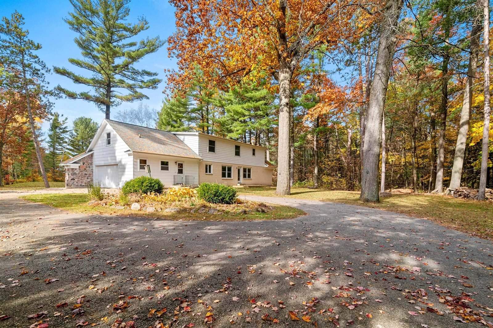 W2862 County Rd B, Marinette, WI 54143