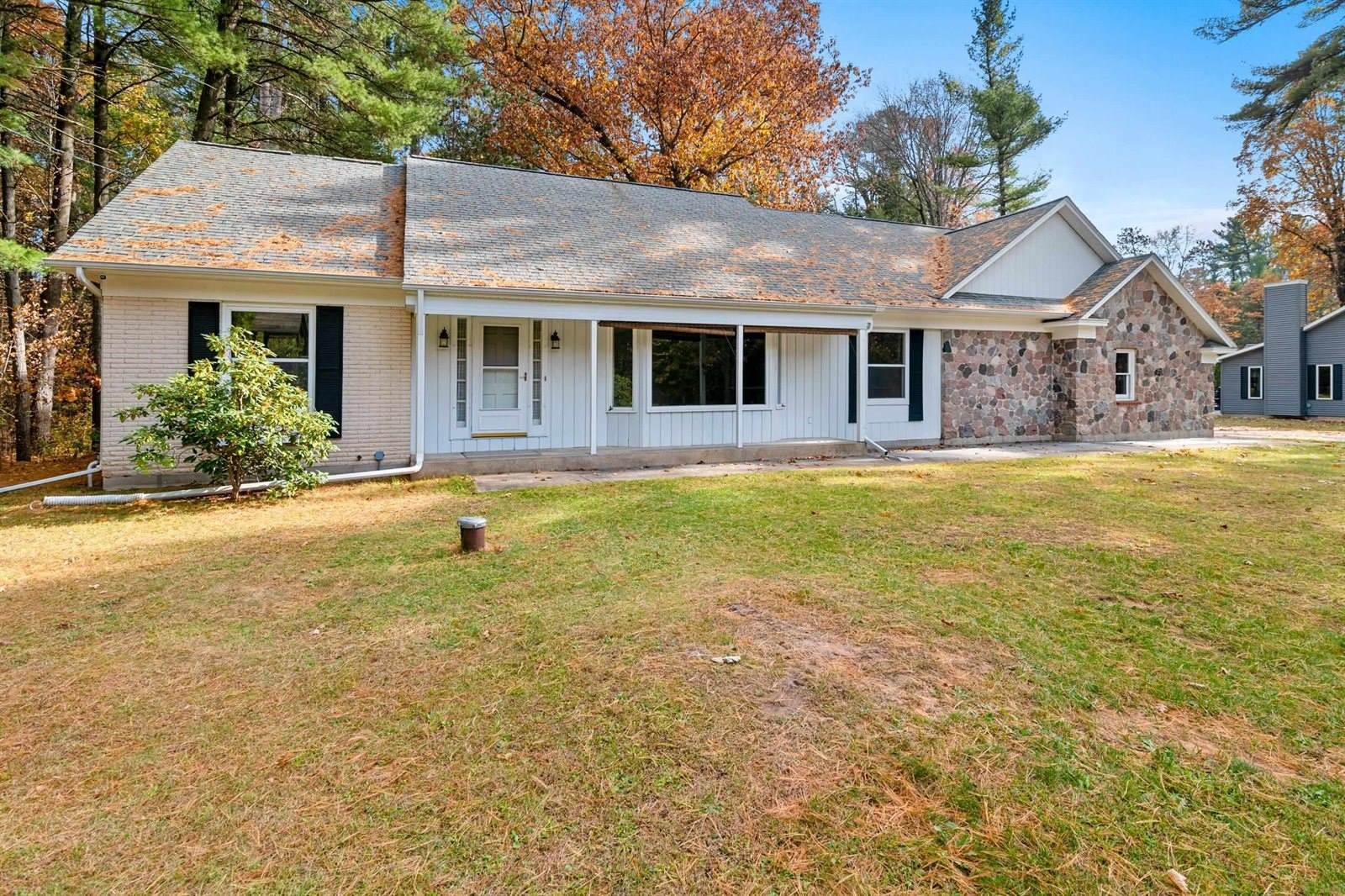 W2862 County Rd B, Marinette, WI 54143