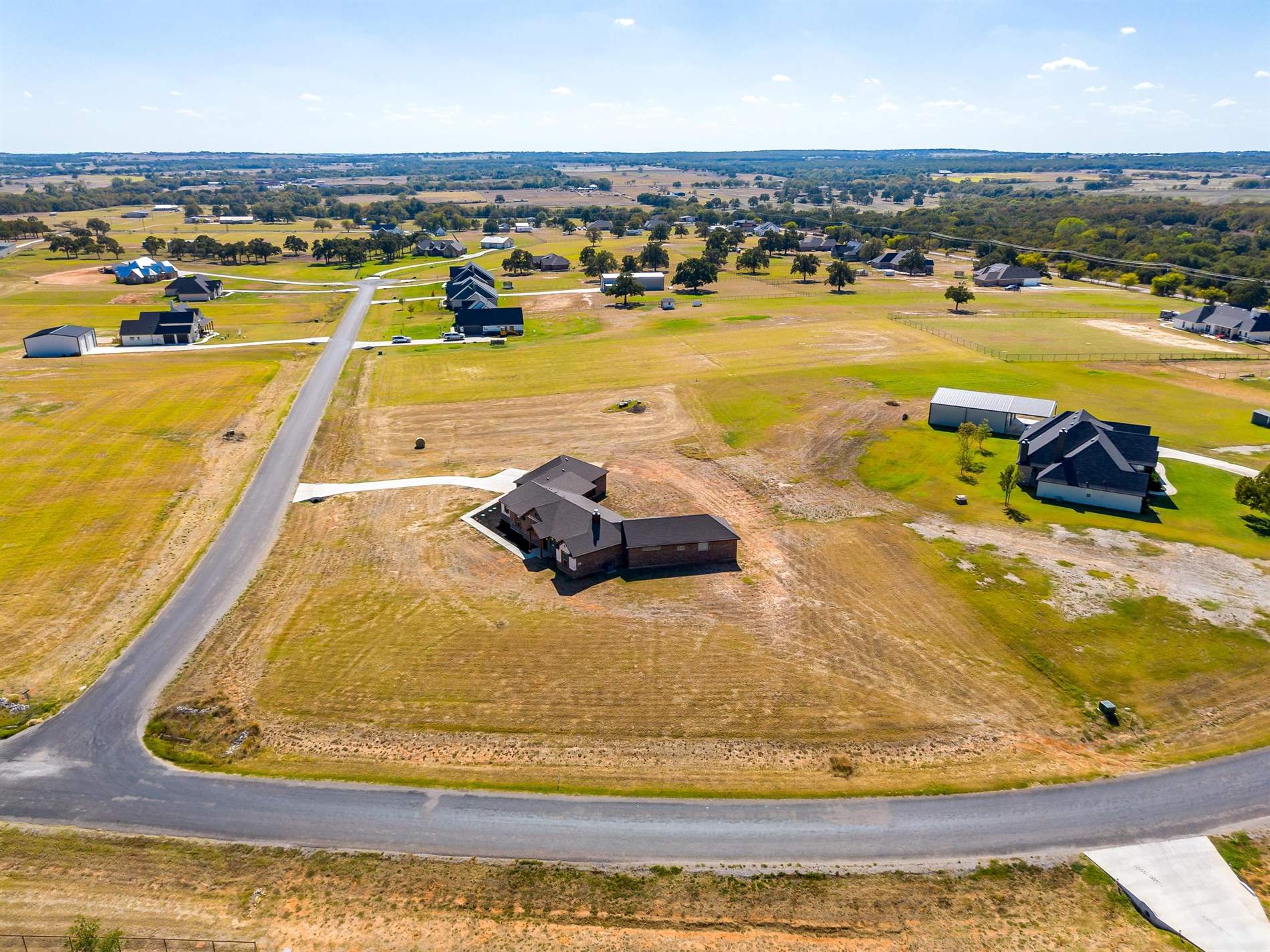 2000 Monarch Court, Poolville, TX 76487