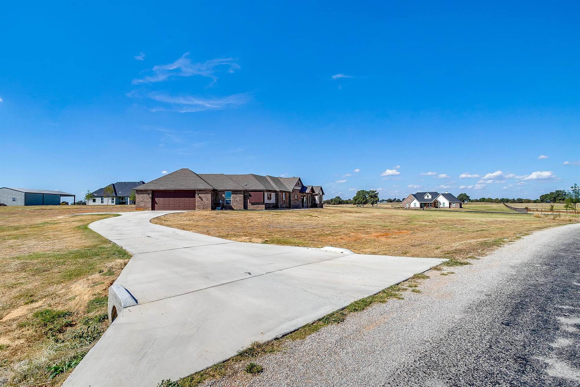 2000 Monarch Court, Poolville, TX 76487