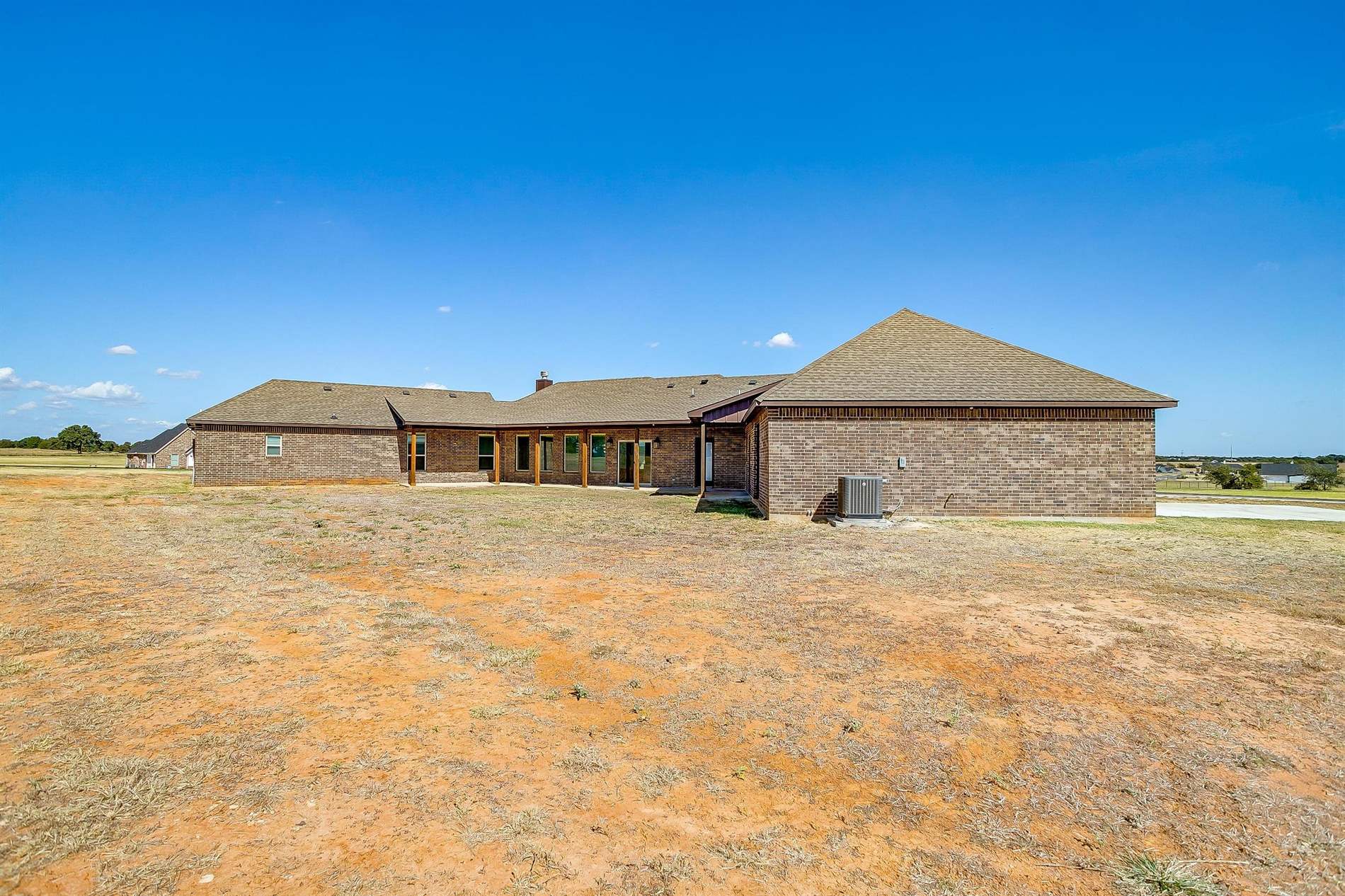 2000 Monarch Court, Poolville, TX 76487