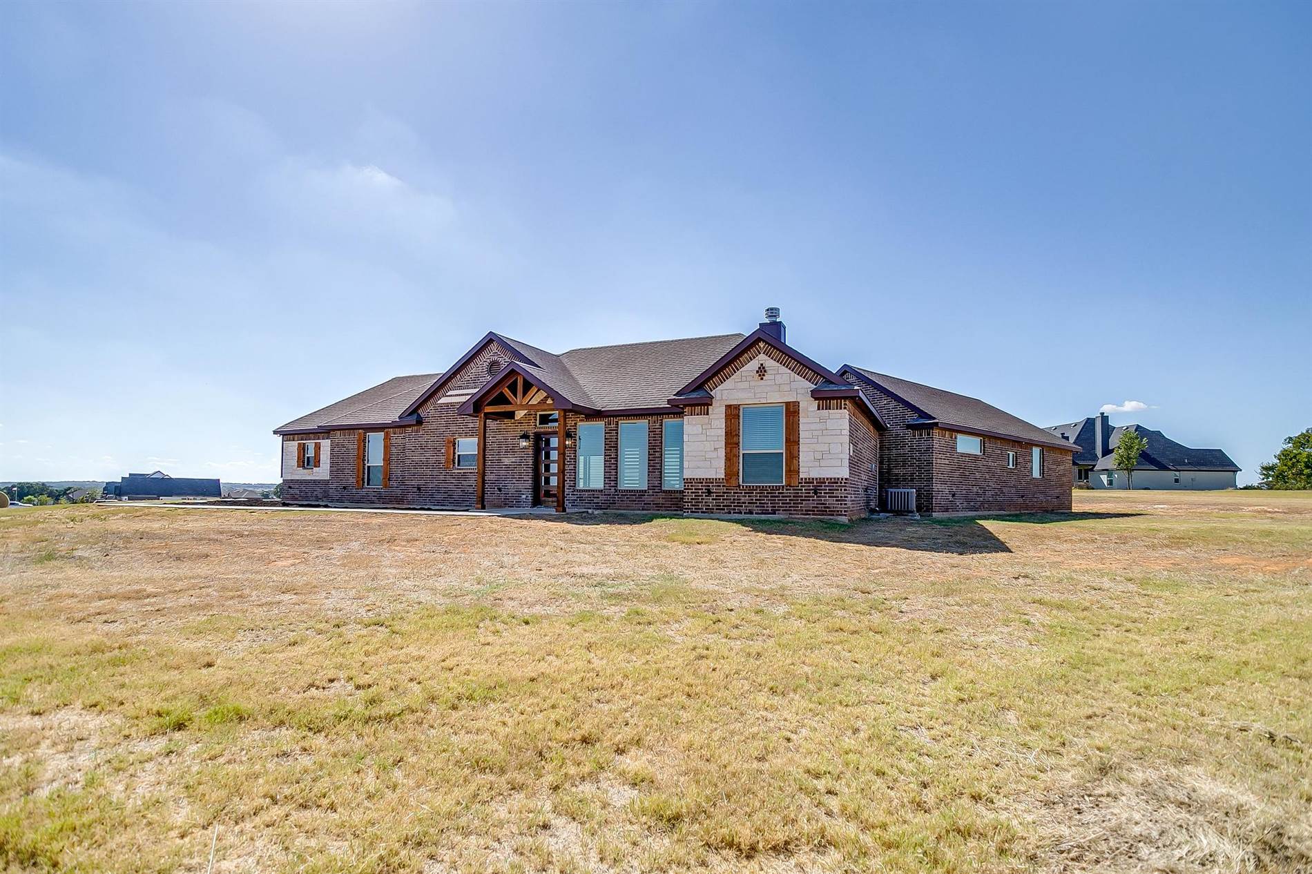 2000 Monarch Court, Poolville, TX 76487