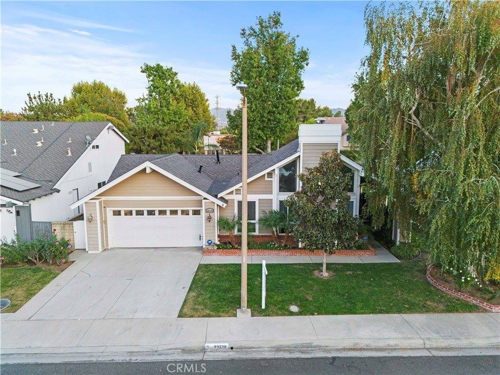 23728 Rotunda Road, Valencia, CA 91355