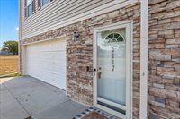 1117 Avenue K, Carter Lake, IA 51510