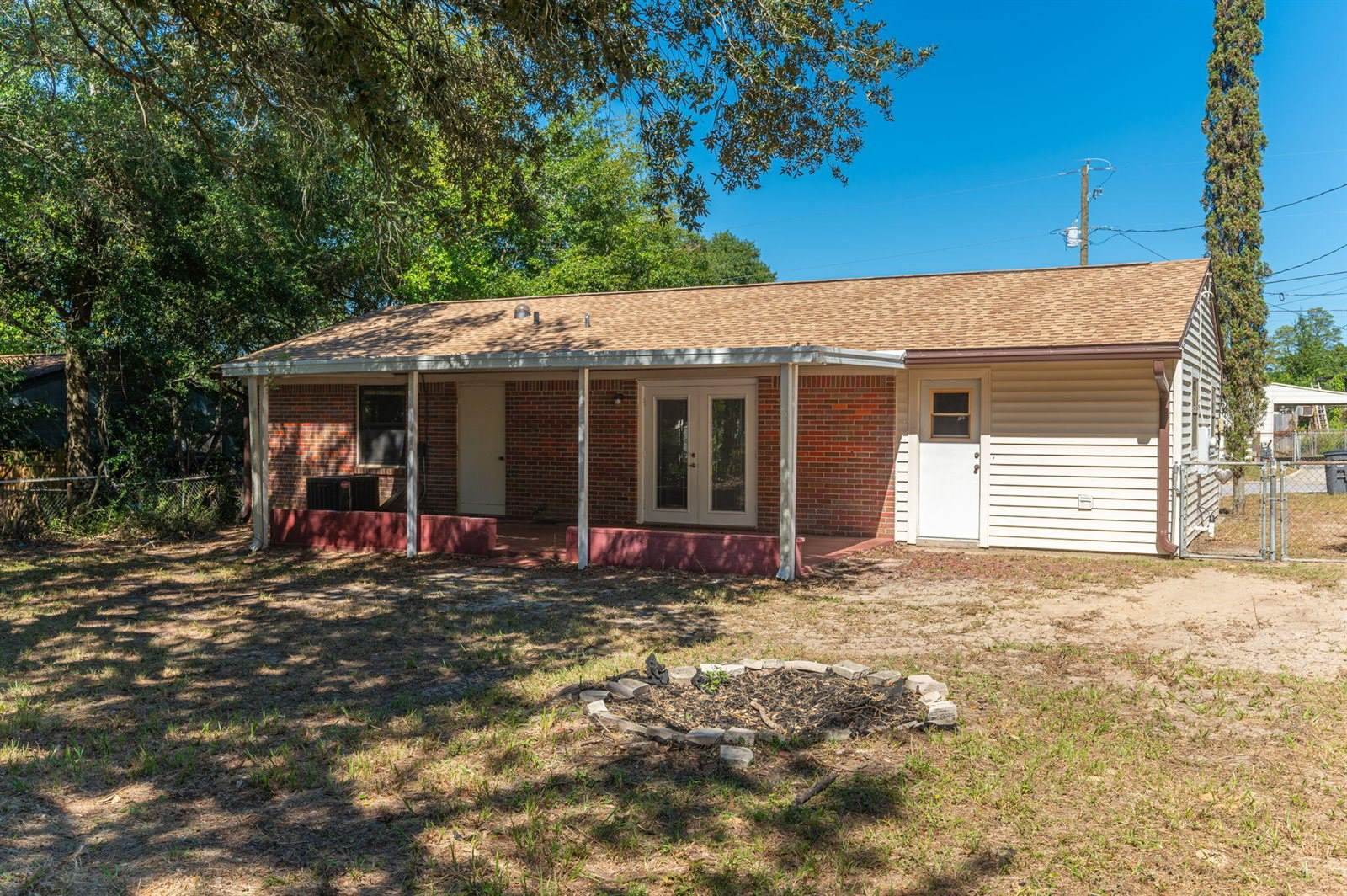 395 Iowa Street, Valparaiso, FL 32580