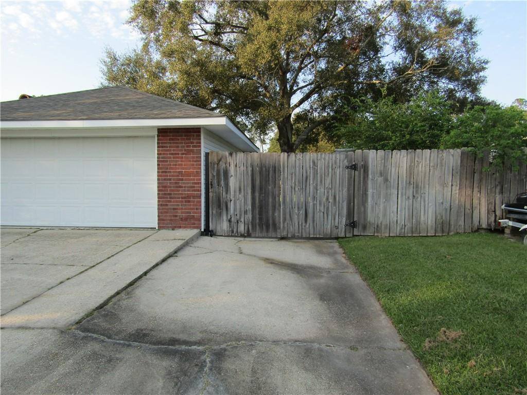 1050 Rue Calais, Slidell, LA 70458