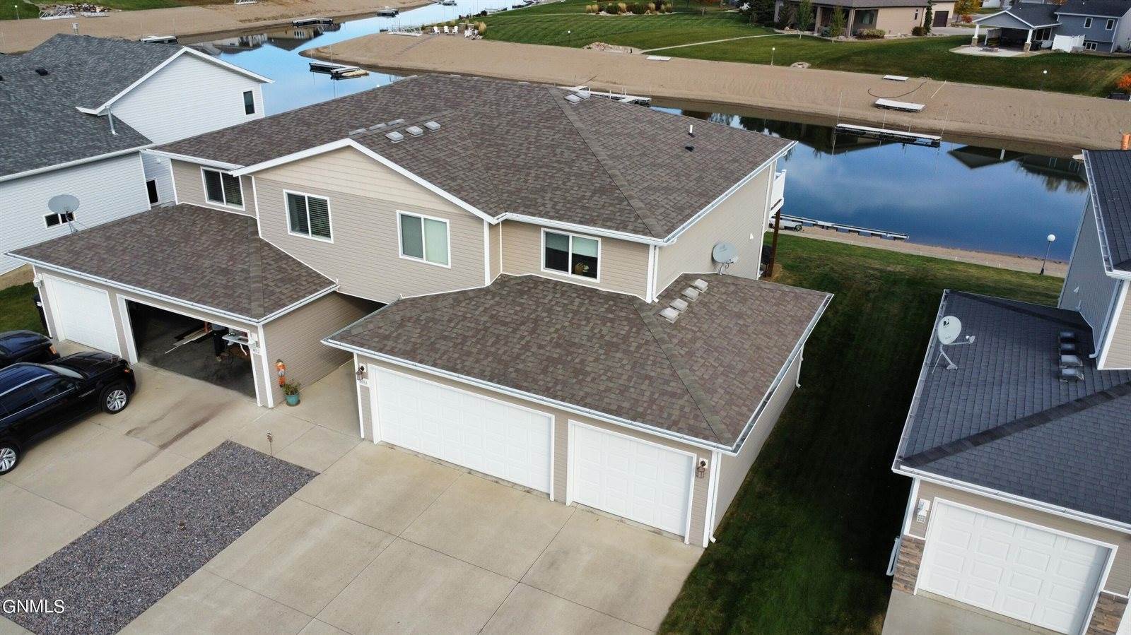 4014 South Bay Drive SE, Mandan, ND 58554