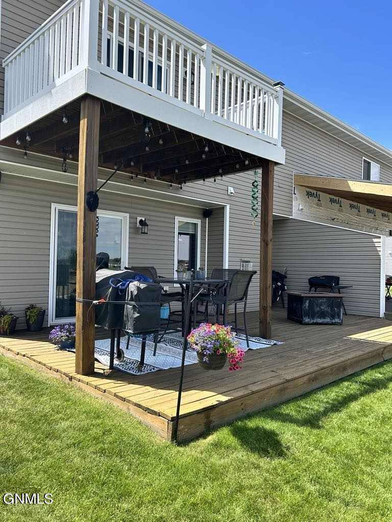 4014 South Bay Drive SE, Mandan, ND 58554