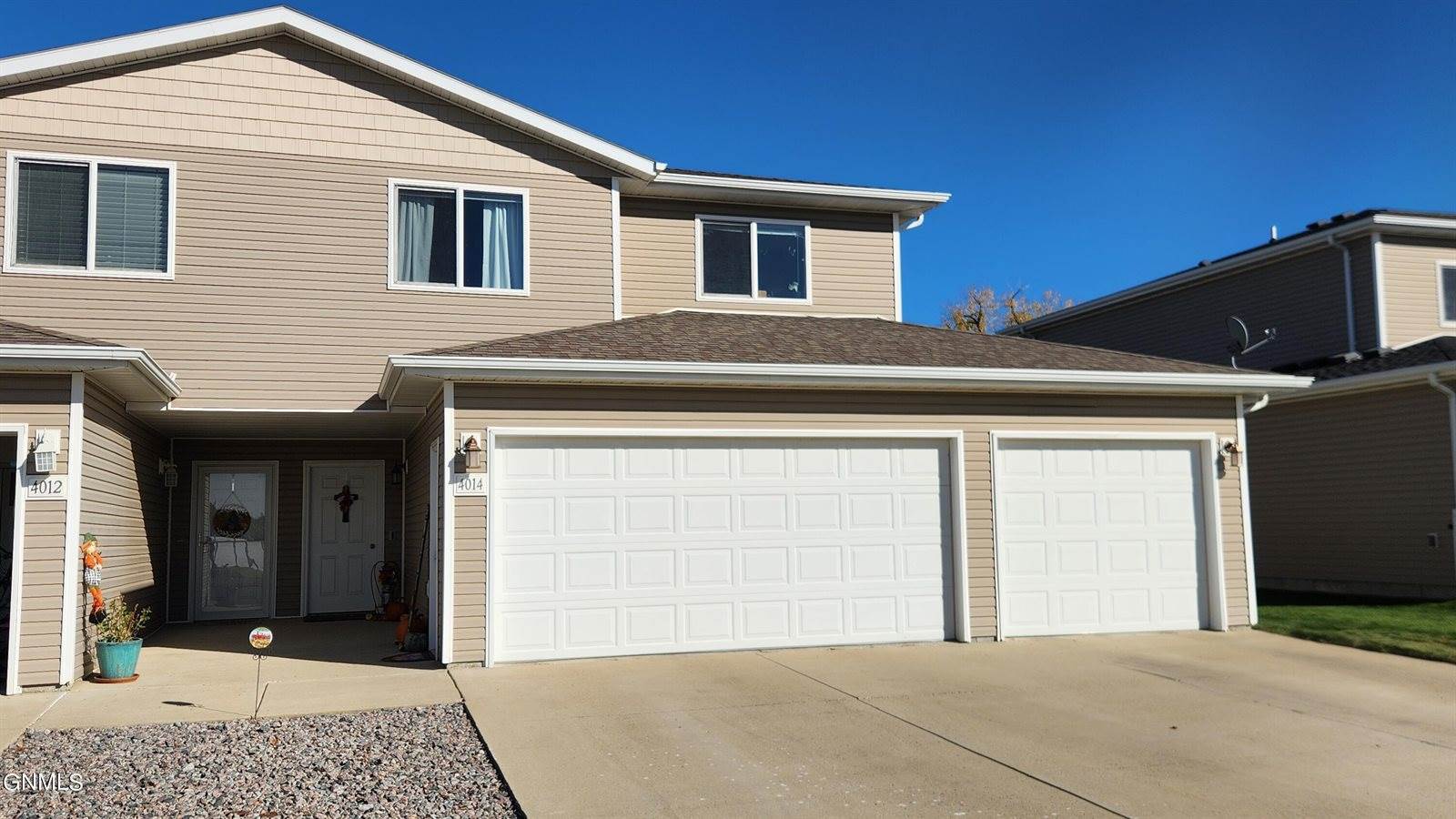 4014 South Bay Drive SE, Mandan, ND 58554