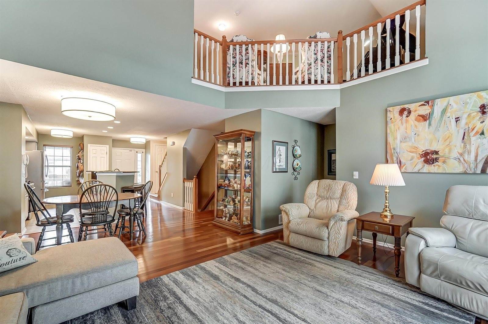 6515 Upper Lake Circle, Westerville, OH 43082