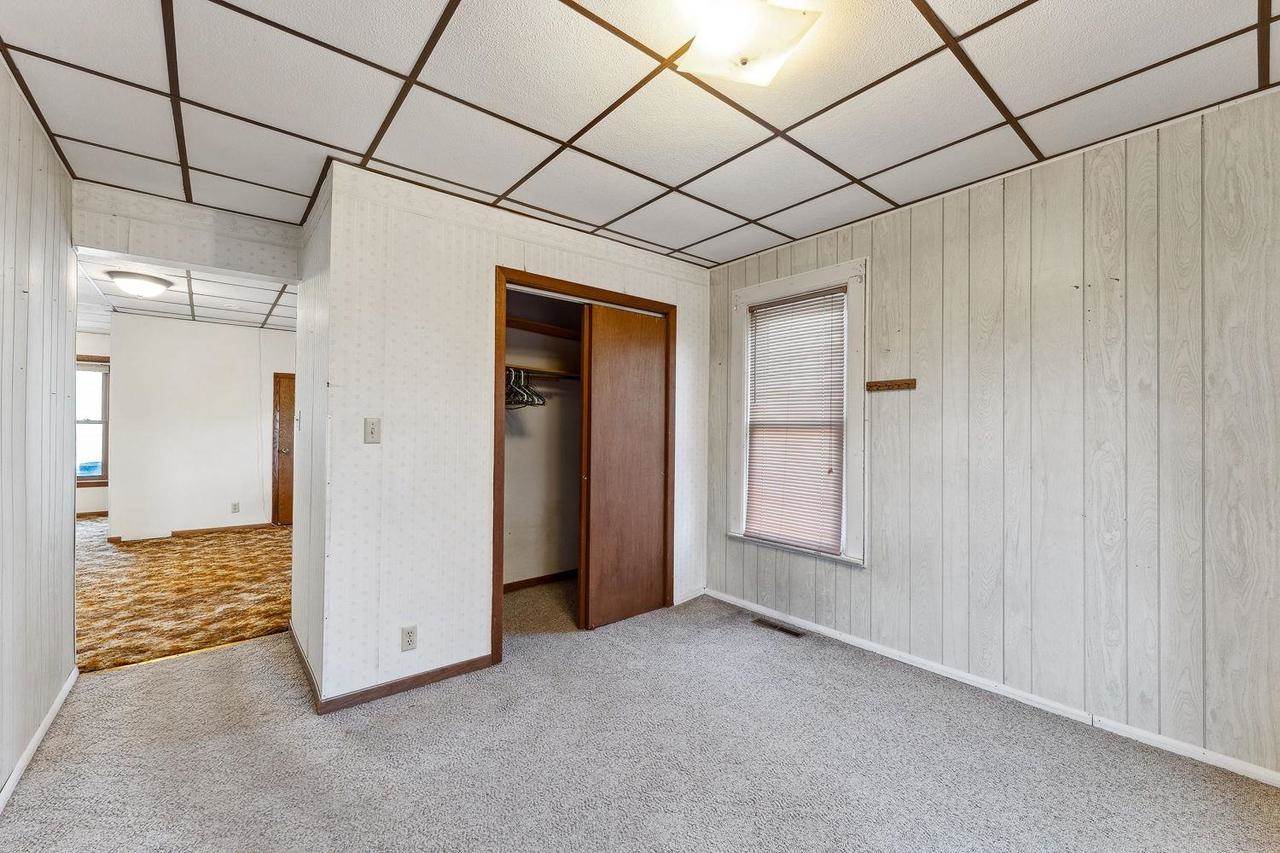 E4120 Village Road, Hillpoint, WI 53937