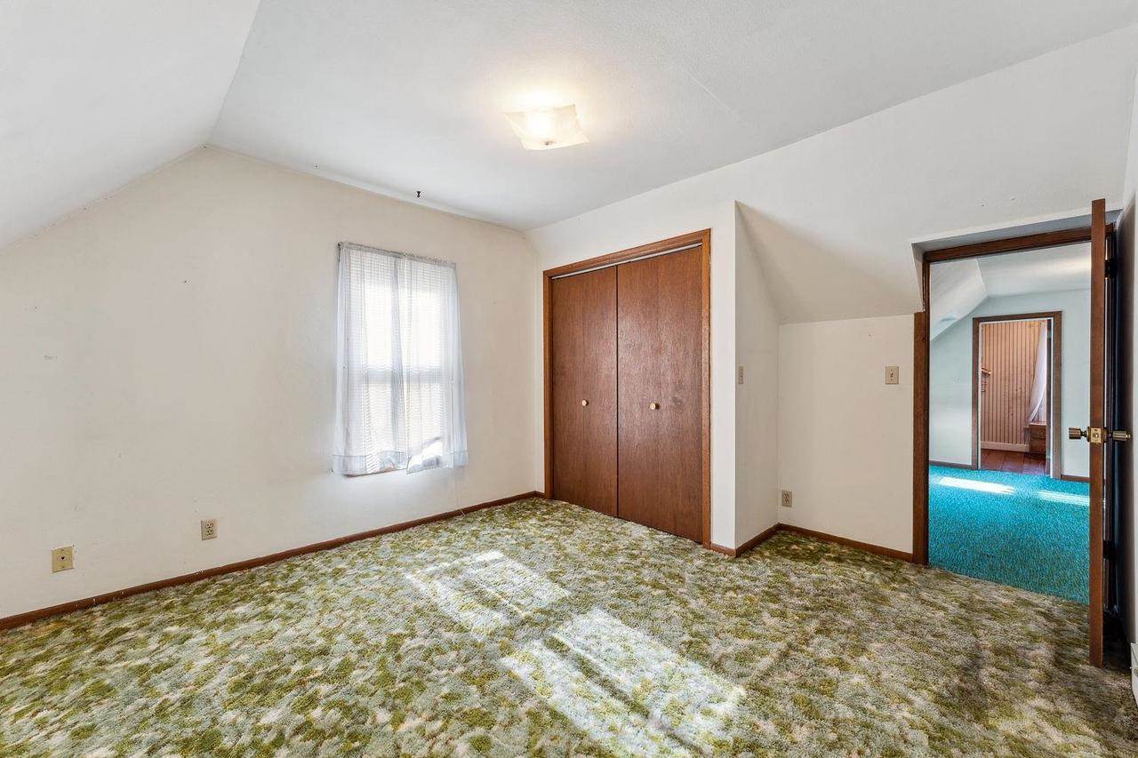 E4120 Village Road, Hillpoint, WI 53937