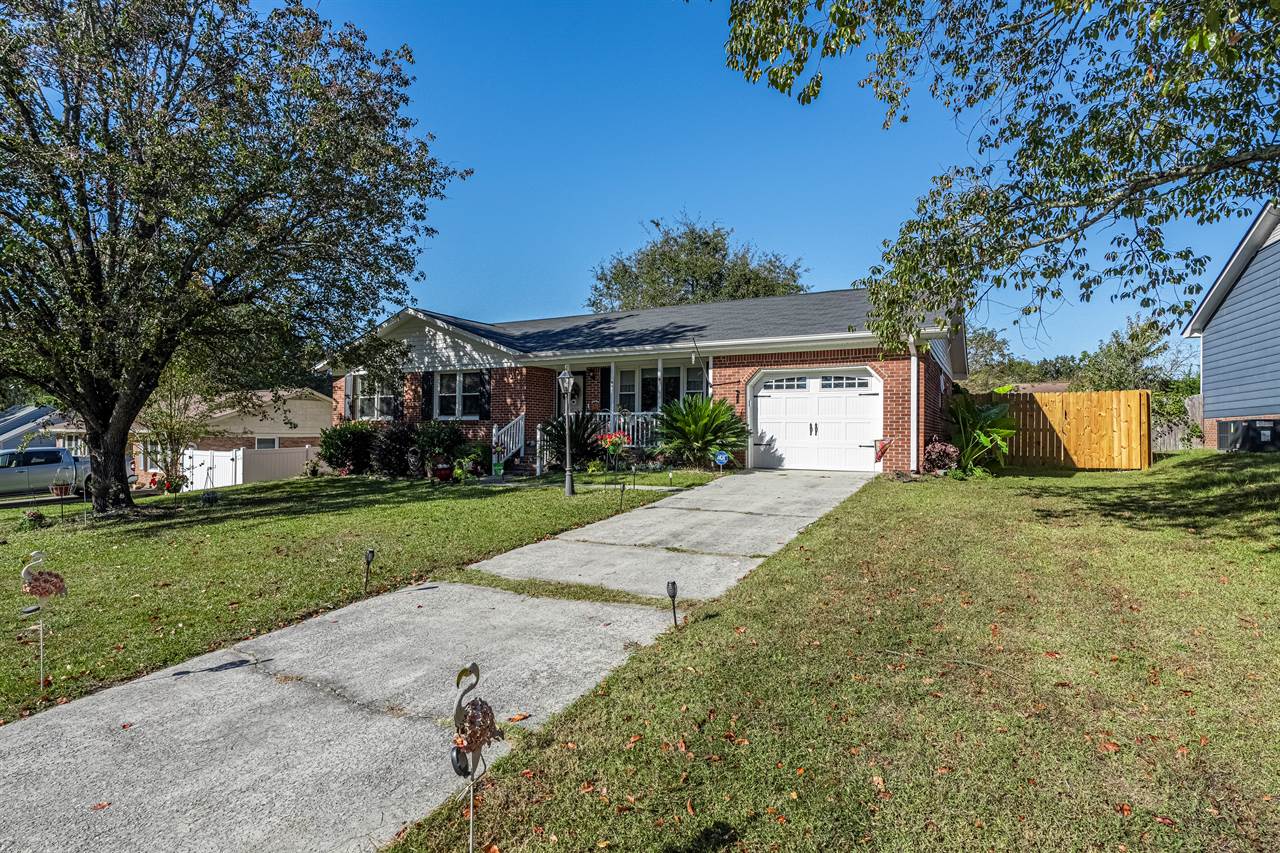 1517 Coolbreeze, West Columbia, SC 29172