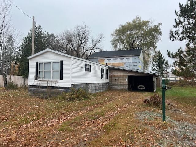 39 Van Horne Avenue, Brownville, ME 04414