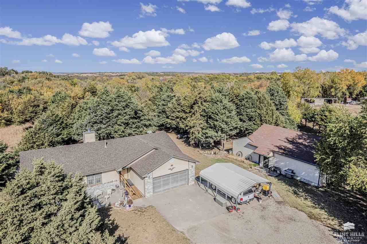 2926 Eagle Ridge Road, Milford, KS 66514