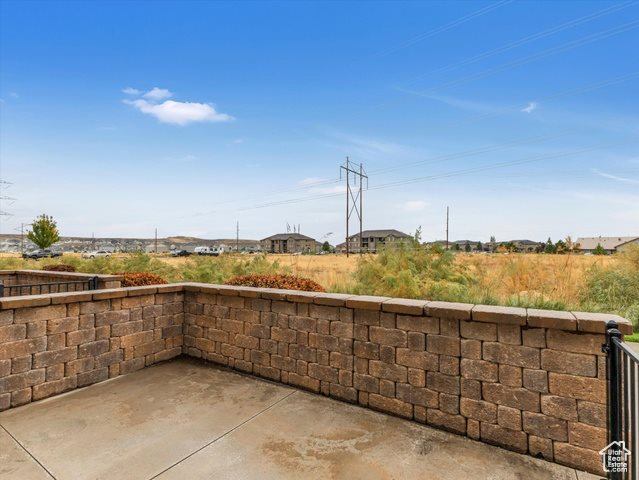 8136 North Rock Creek Cove Ln West, Eagle Mountain, UT 84005